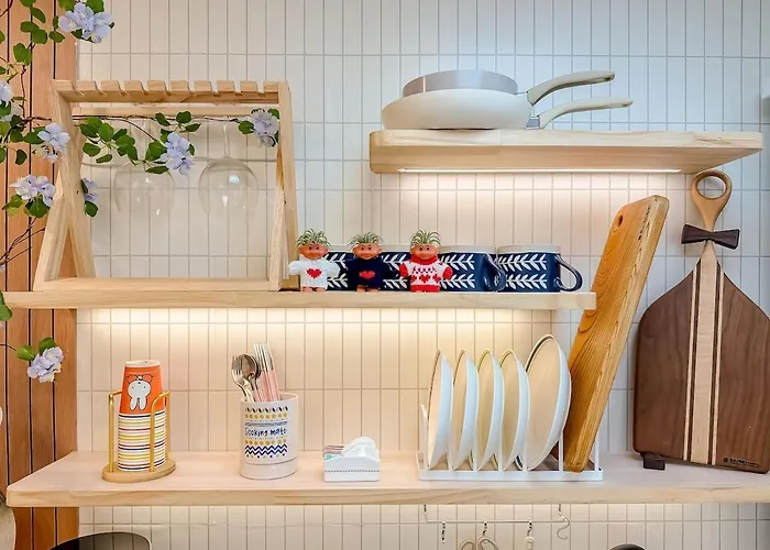 Private House Near Singil Station And Yeouido , 2br, Free Parking, Rooftop Holiday home *