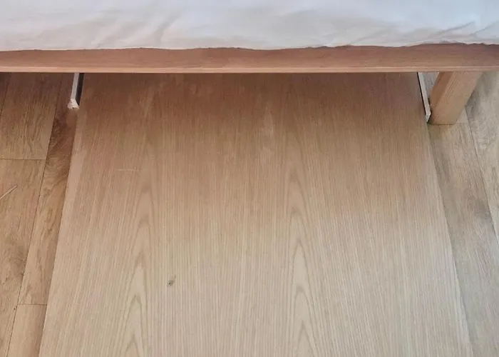 Private House Near Singil Station And Yeouido , 2br, Free Parking, Rooftop *