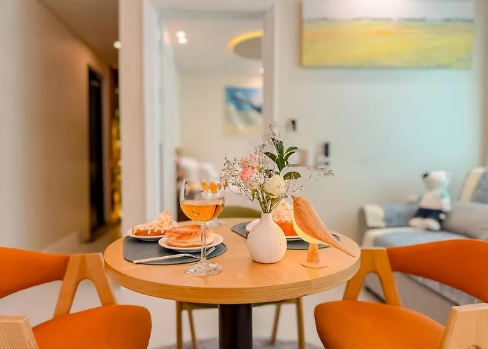 Private House Near Singil Station And Yeouido , 2br, Free Parking, Rooftop