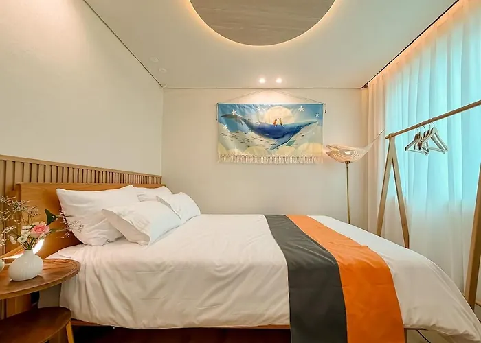 Private House Near Singil Station And Yeouido , 2br, Free Parking, Rooftop Holiday home Seoul