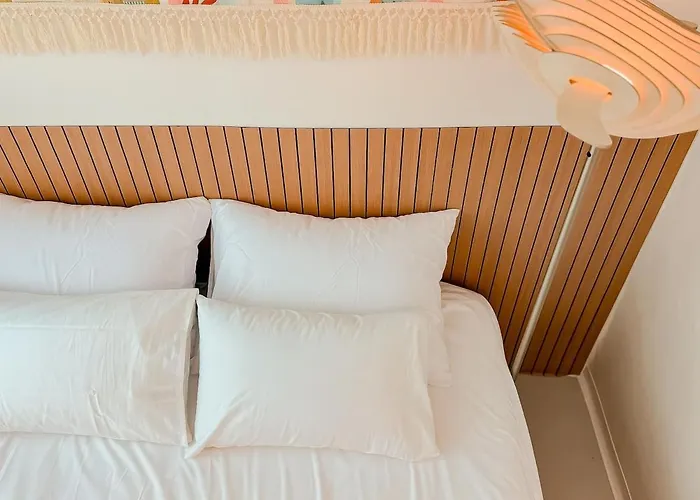 Private House Near Singil Station And Yeouido , 2br, Free Parking, Rooftop *